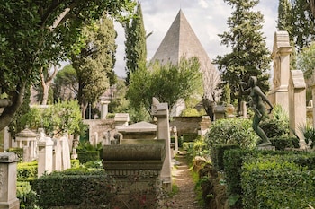 bob w rome testaccio