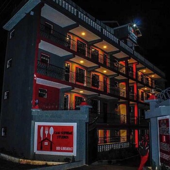 camsupreme studios meru