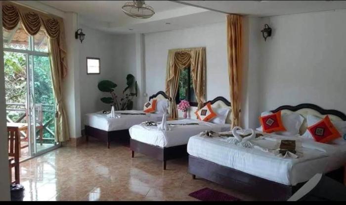 phonevichith riverside hotel houayxai