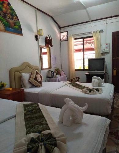phonevichith riverside hotel houayxai