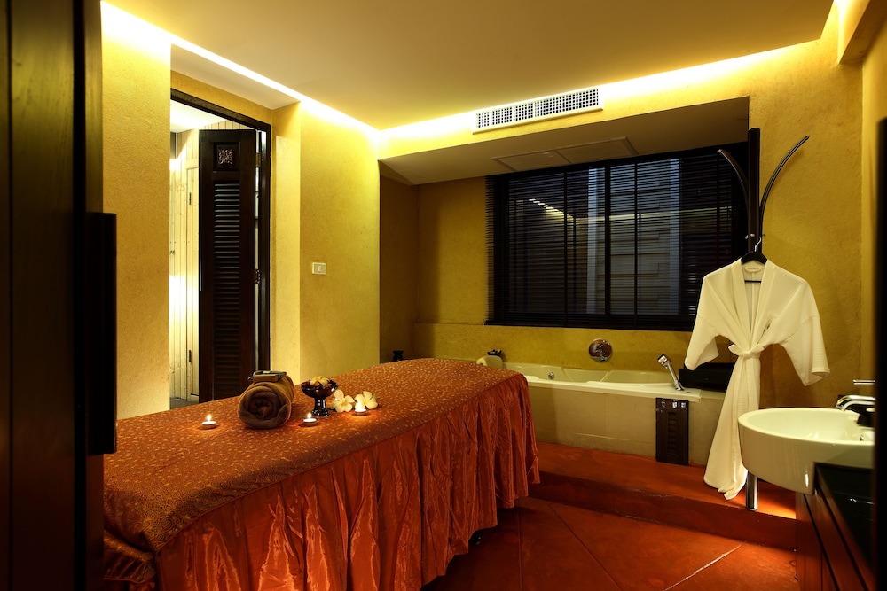 de chai colonial hotel and spa