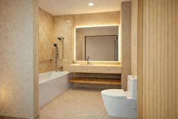 Denu Hotel & Spa,,5 star