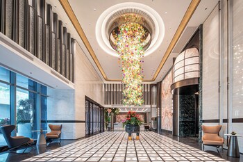 buddy feely hotel