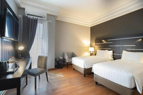 madina inn hotel and hostel yogyakarta