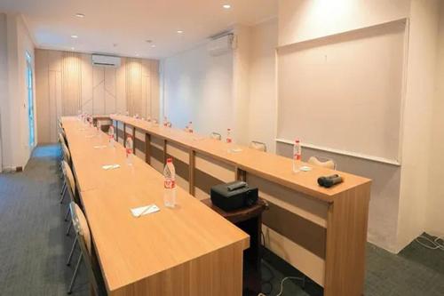 madina inn hotel and hostel yogyakarta