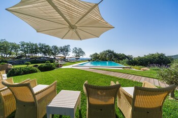 Villa Di Capovento,Castelnuovo Berardenga>>Castellina In Chianti,4 star