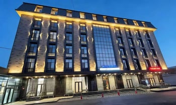 Blueshore International Hotel,,3 star
