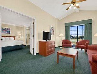 Baymont Inn & Suites Longview,Texas>>Longview,2 star
