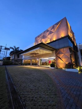 hotel gentleman plaza