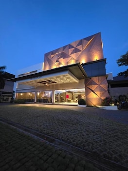hotel gentleman plaza