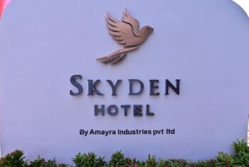 Skyden Hotel,,2 star