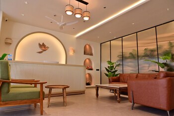 Skyden Hotel,,2 star