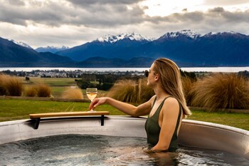 Fiordland Eco-Retreat,,5 star