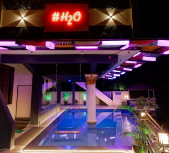 H2o Infinity Lgatpuri,,2 star