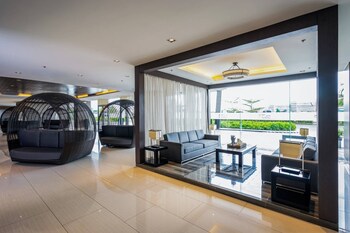 shore residences moa staycation