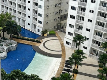 Shore Residences Moa Staycation,,3 star