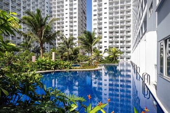 shore residences moa staycation