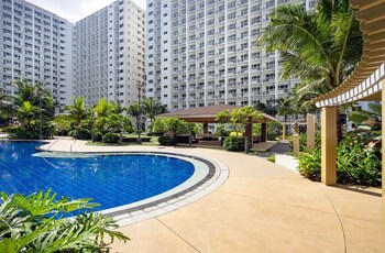 shore residences moa staycation