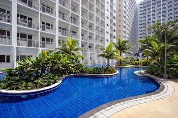 shore residences moa staycation