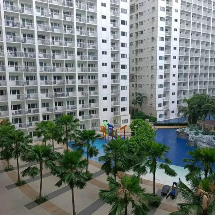 shore residences moa staycation