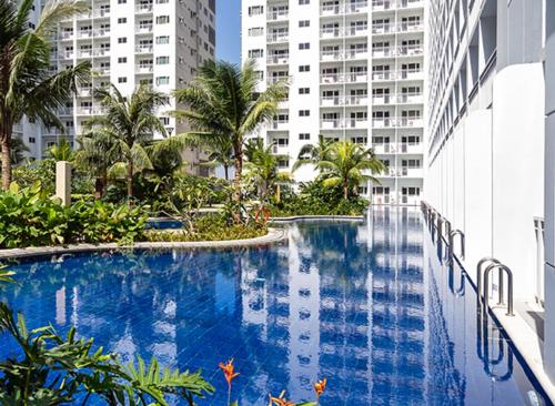 shore residences moa staycation