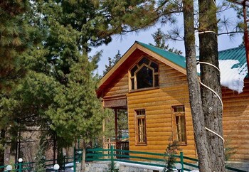 dawat e drung by frozenfall resort