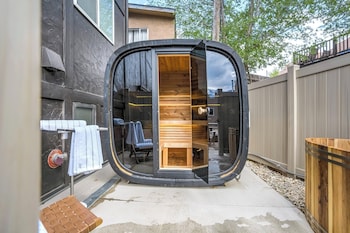 the outrider hotel