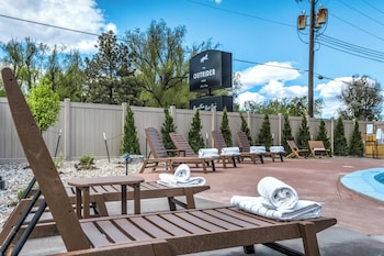 the outrider hotel