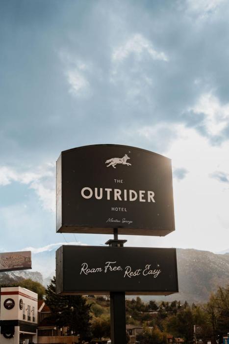 the outrider hotel