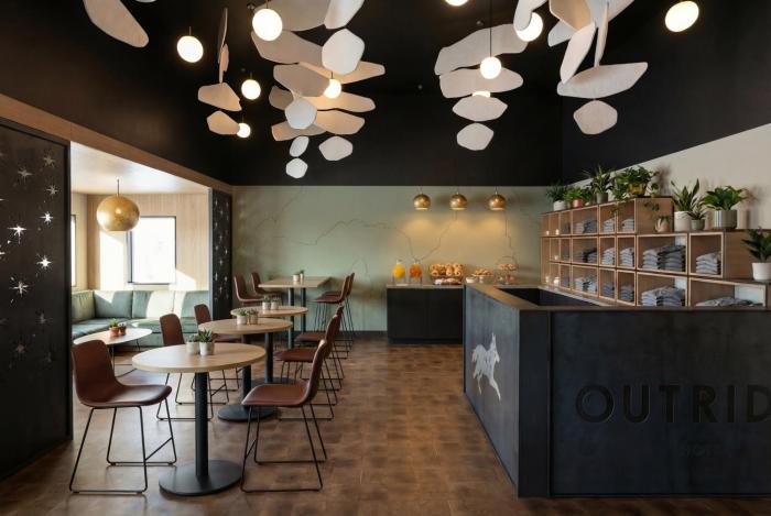 the outrider hotel