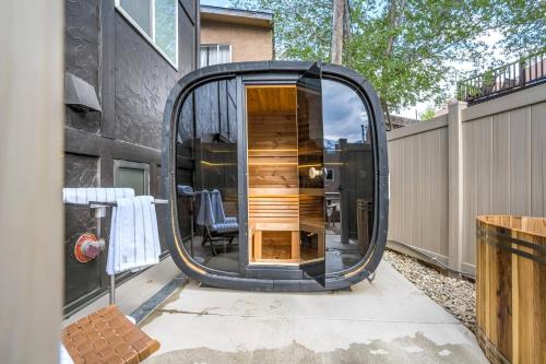 the outrider hotel