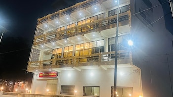 Hotel Vallabh Palace,,3 star