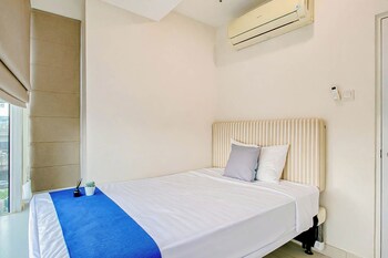 comfy and spacious 3br with extra room grand kamala lagoon apartment by travelio