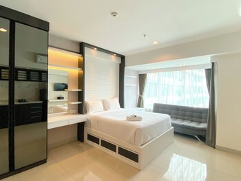 well furnished and cozy stay studio grand kamala lagoon apartment