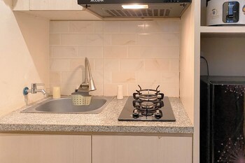 Cozy And Good Living 1Br At Grand Kamala Lagoon Apartment,,2 star