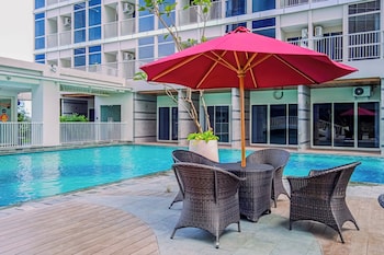 delightfully cozy studio apartment pacific garden campus town alam sutera