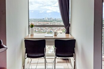 Comfortable And Delightful Studio At Apartment M-Town Residence,,2 star