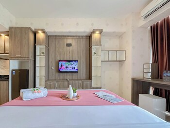 cozy living studio near merr at bale hinggil apartment