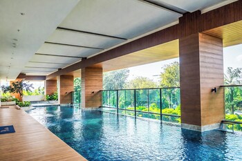Chic And Lovely 2Br At Apartment Capitol Suites,,2 star