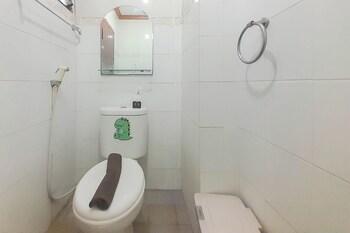 compact 3br at gateway ahmad yani cicadas apartment