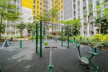 compact warm 2br at springlake summarecon bekasi apartment