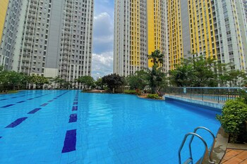 compact warm 2br at springlake summarecon bekasi apartment