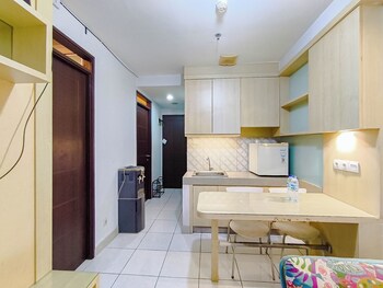 homey 2br at apartment mekarwangi square cibaduyut