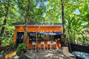 guru giri forest cabin studio villa include breakfast