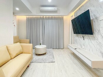 functional 3br at apartment podomoro city deli medan