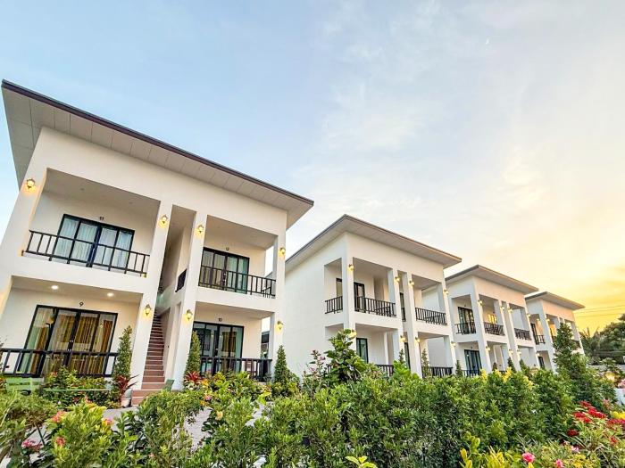 khanom paradise resort
