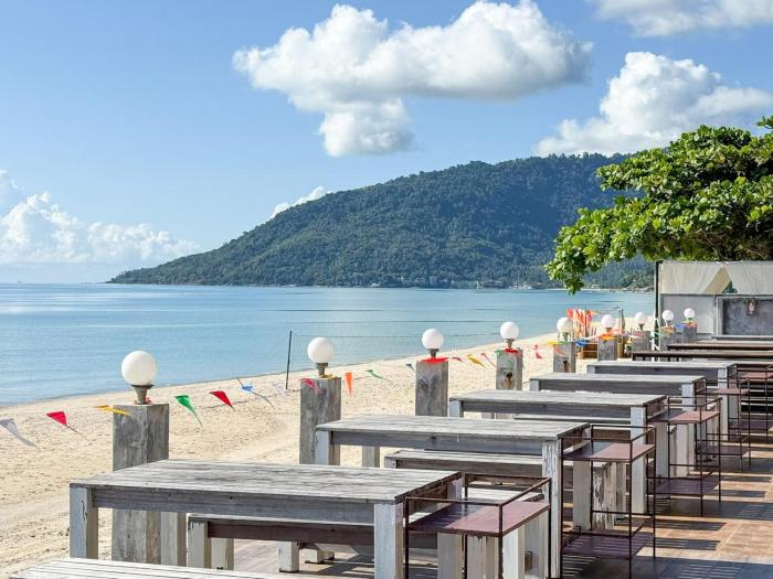 khanom paradise resort
