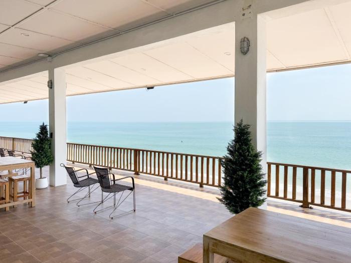 khanom paradise resort