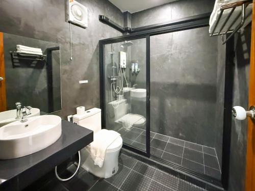 khanom paradise resort