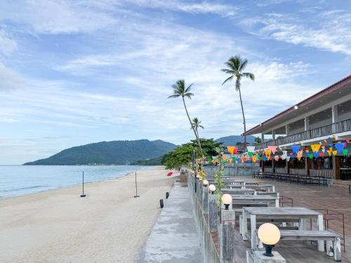 khanom paradise resort